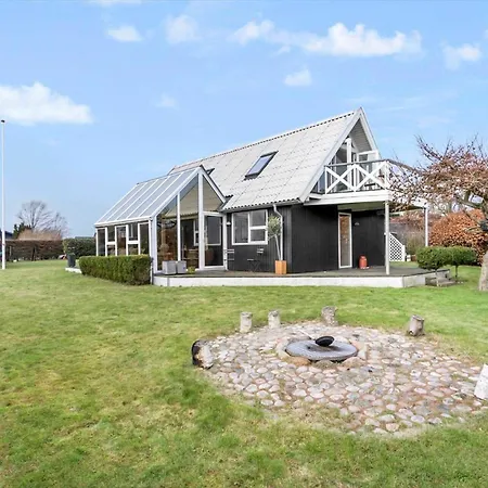 Semesterbostad 30318-odder-vorbaekvej-19 *